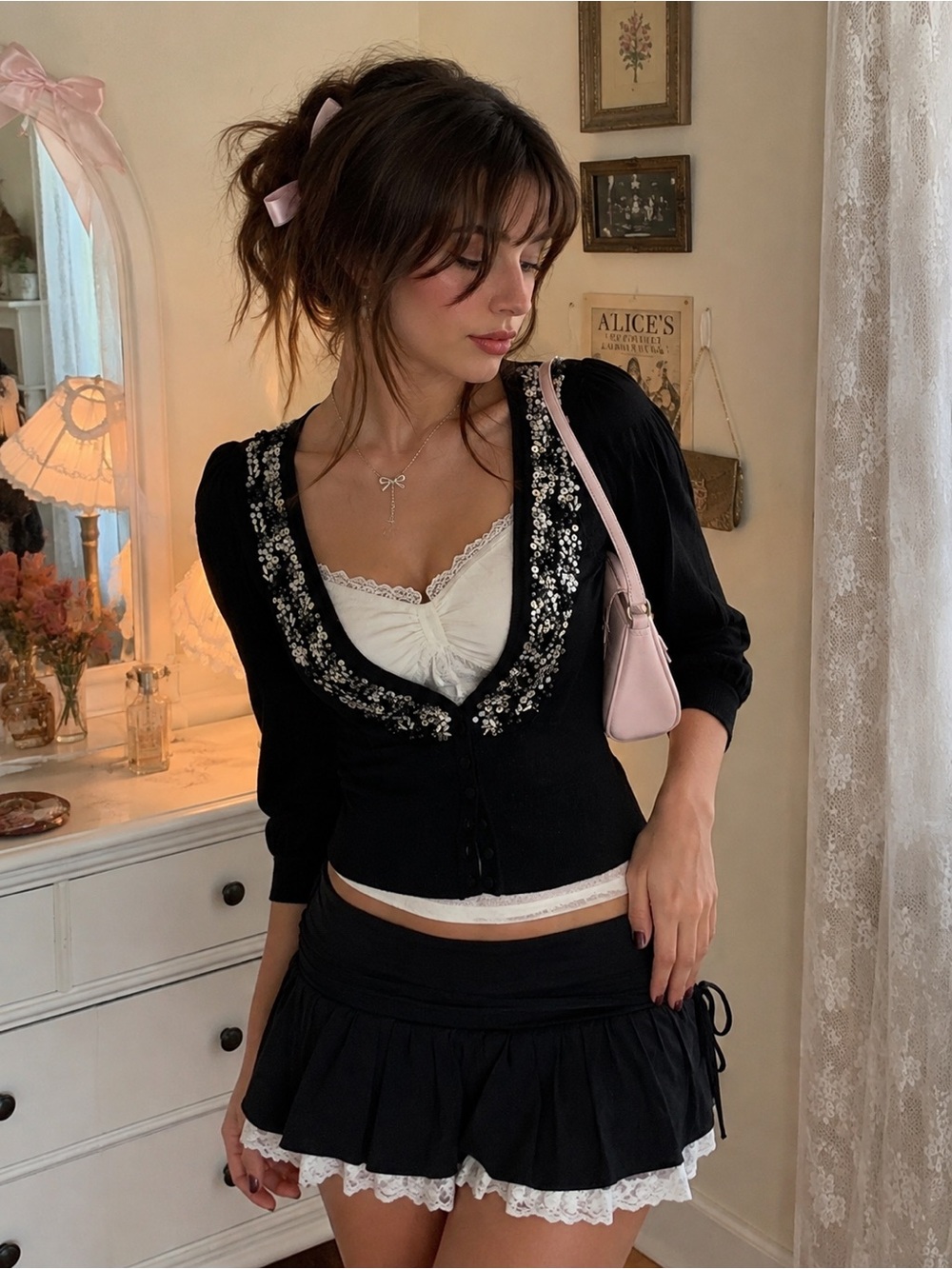 Y2K GUESS EMBELLISHED CARDIGAN ✨🖤